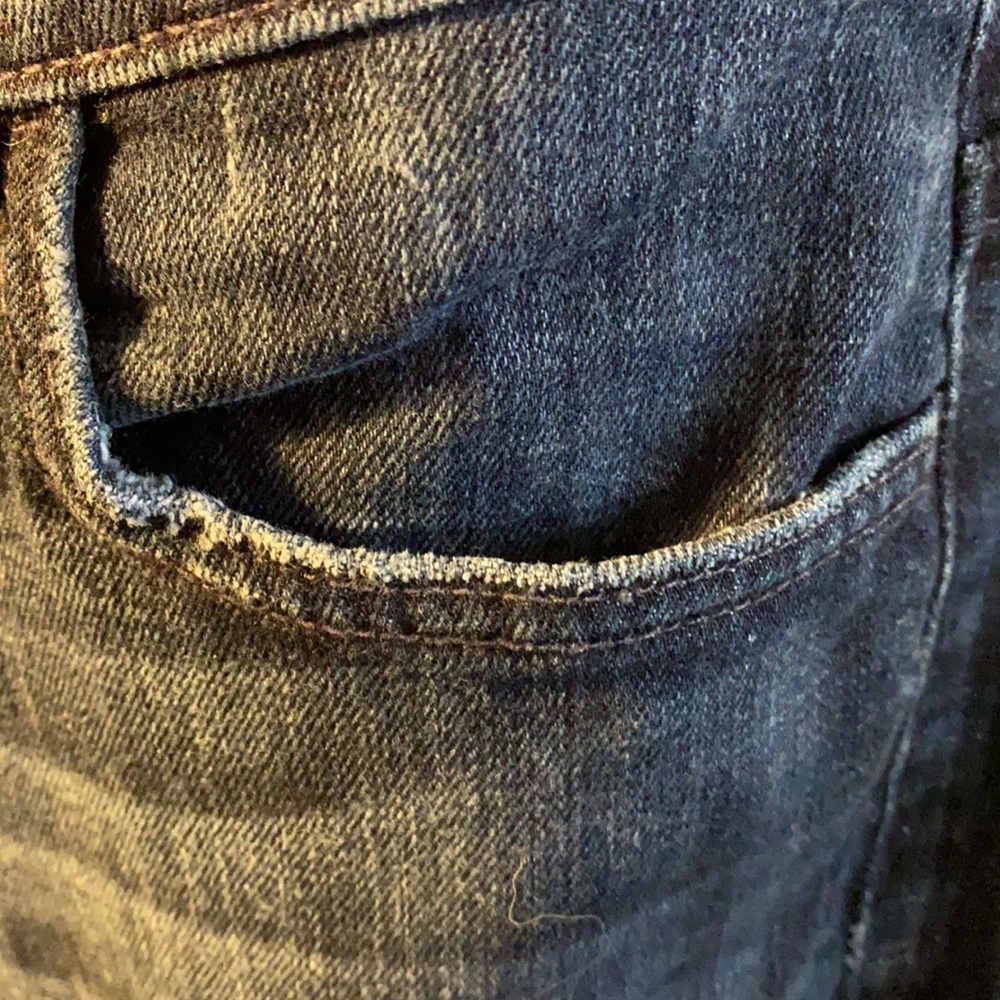 PRE-OWNED 7 for all mankind JEANS - Picture 10 of 12